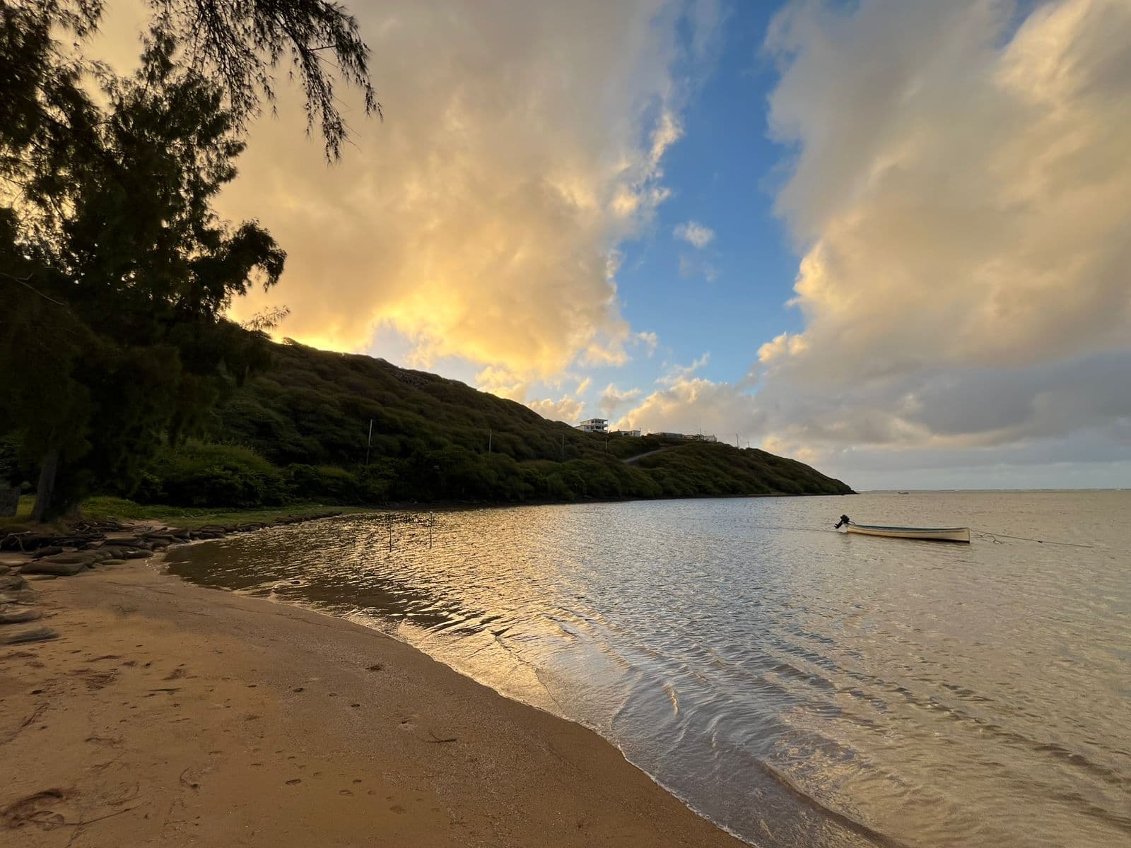 Grand Baie Beach — Rodrigues, 2/4