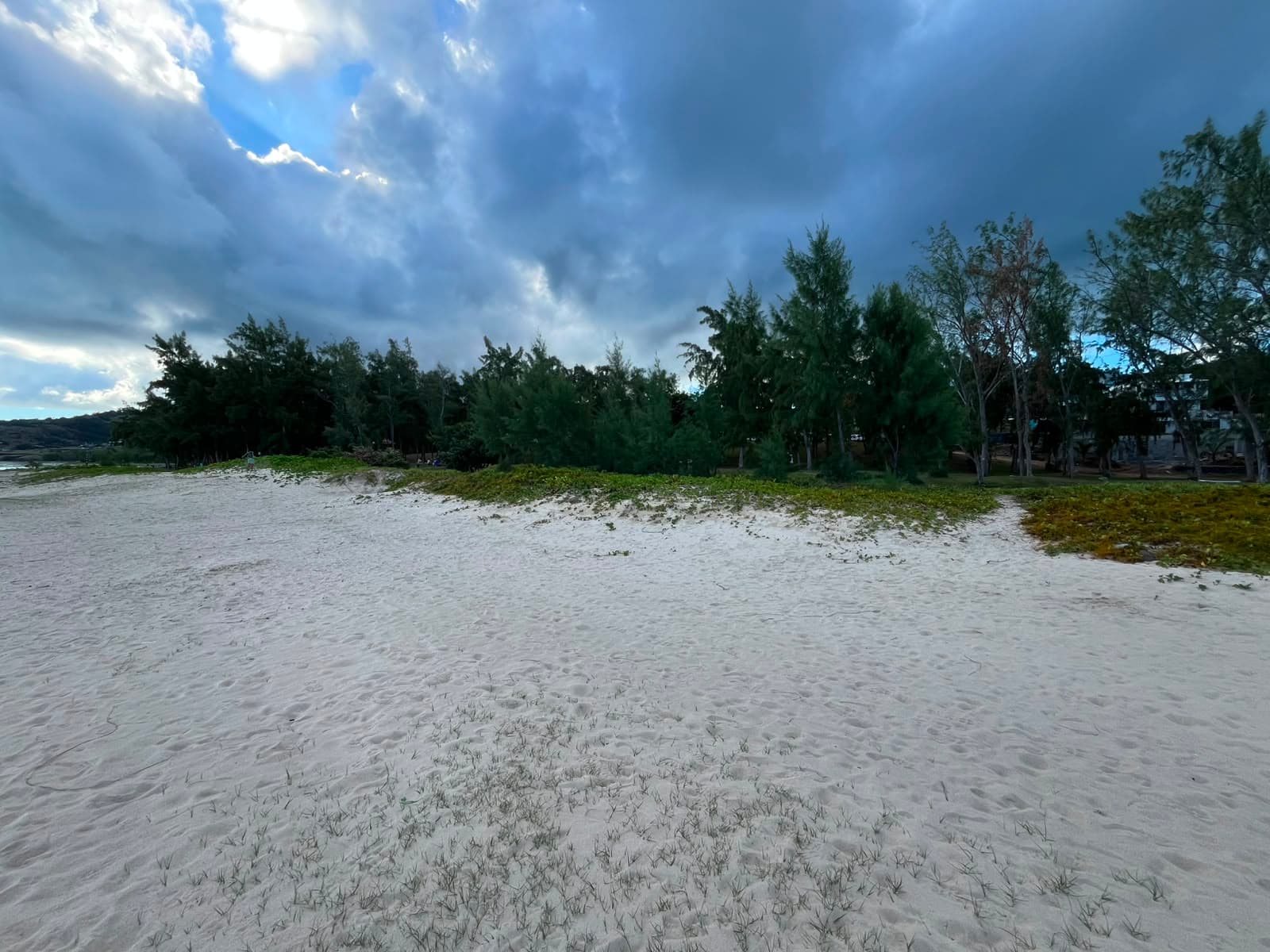 Mourouk First Beach — Rodrigues, 2/3
